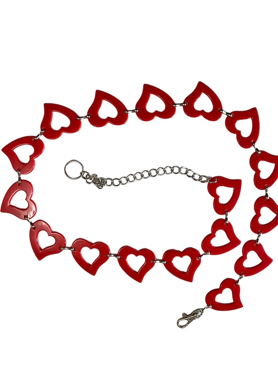 Red Heart Silver Chain Belt B8