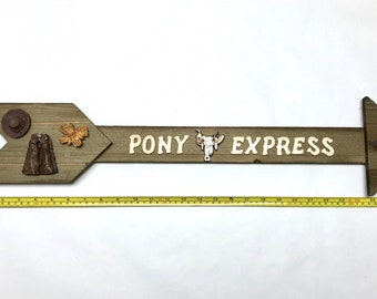 Pony Express Western Decor Arrow Wall Hanging Cowboy 3D Wall Art Gift for Him