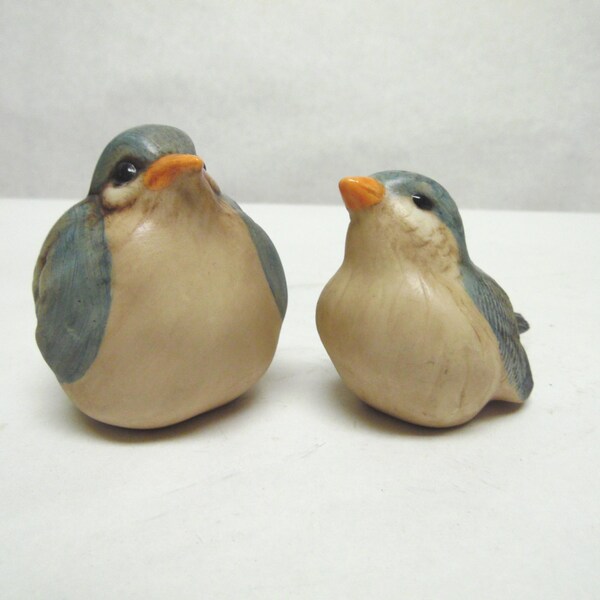 Bird Figurine Statue Pair Wren Ceramic