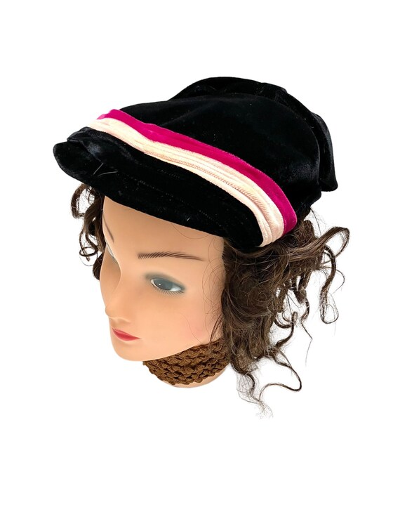 Black Velveteen Pancake Hat Pillbox Vintage Calot… - image 1