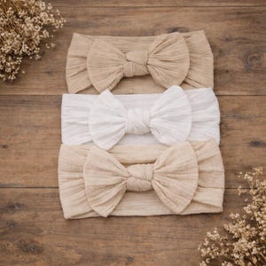 Set med rosett till babyhårband, nylonhårband till baby, rosett till nyfödd, vitt elfenbensbeige hårband till babyflicka, håraccessoarer till spädbarn