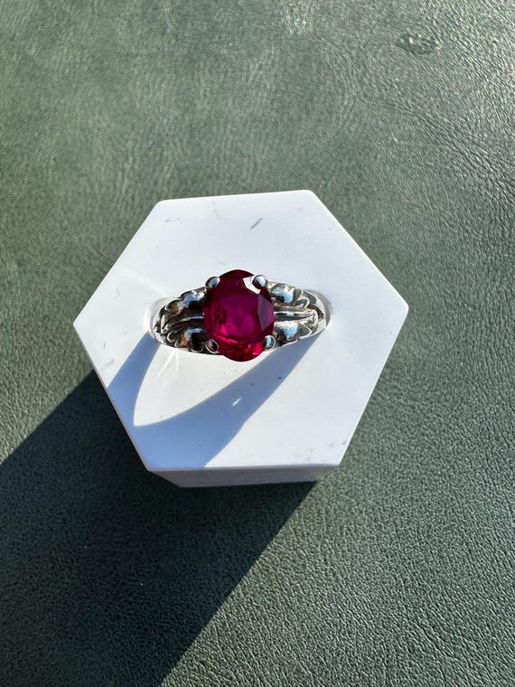Vintage Ruby and Solid Sterling Silver Ring | Siz… - image 6