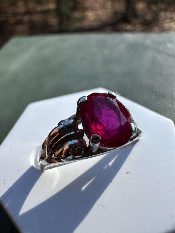 Vintage Ruby and Solid Sterling Silver Ring | Siz… - image 1