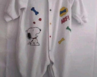 Vintage Peanuts Baby Snoopy Terry Cloth One Piece Sleeper Dog Puppy Infant USA
