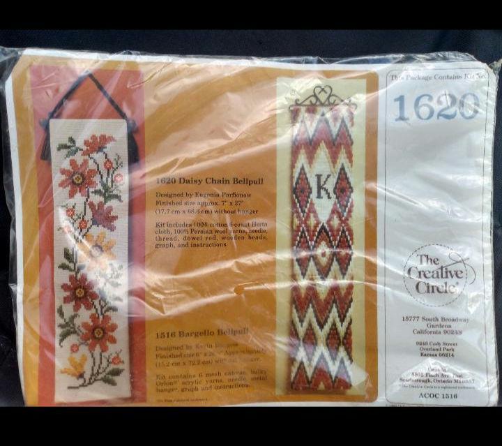 Kit De Broderie Vintage Bernat Springtime Bouquet - Lin 18x40 Cm, Fleurs, Neuf