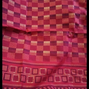 Tela africana SOSO Pioneer Java Design 4906, rara, para costura navideña indonesia, color rojo y dorado.