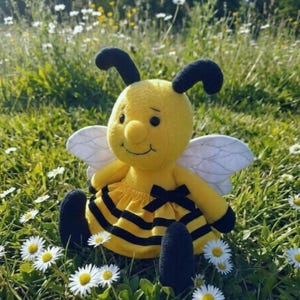Bee Doll Sewing Pattern – 14" (36cm) with skirt (PDF Download)