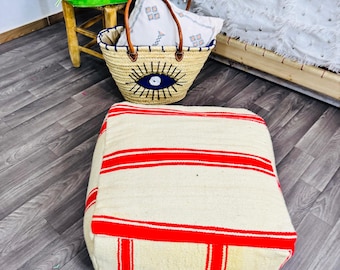 Pouf da pavimento marocchino vintage; cuscino berbero tessuto a mano di Boujad Rug; ottomano tribale boho
