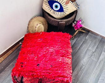 Vintage Berber Woll-Pouf: Handgemachtes marokkanisches Bodenkissen