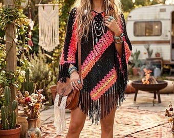Poncho estilo boho hecho a mano con flecos, talla universal S-3XL