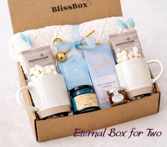 Anniversary Romantic Care Package,и Cozy Gift Box for Couples, Romantic Care Package, Wedding or Engagement Gift, Housewarming Gift Idea