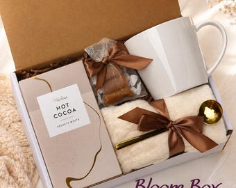 Cozy Spa Gift Box for Women, Spa Gift Basket, Cozy Care Package, Birthday Gift for Her, Thinking of You Gift
