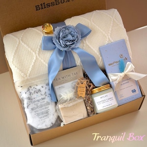 Hygge Gift Box, Self Care Package for Women, Cozy Relaxation Hamper, Birthday Gift for Her, Thinking of You Care Box, Hug in a Box