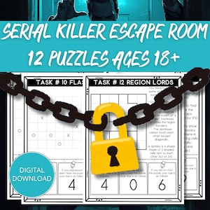 Può includere: Grafica per download digitale per una "Serial Killer Escape Room" con 12 enigmi per maggiori di 18 anni. L'immagine presenta un lucchetto e una catena gialli su fogli di enigmi. Il testo "DOWNLOAD DIGITALE" è in un cerchio blu.
