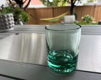 Vaso de vodka 360 reciclado