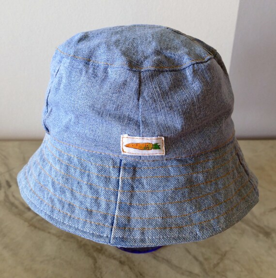 Upcycled Denim Bucket Hat: Handmade Blue Jeans Fisherman display picture 1