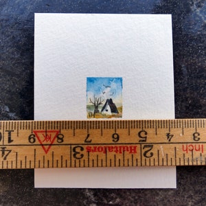 Originele miniatuuraquarel, landschapsschilderkunst, kleine witte huisjes, groene grond, blauwe lucht, kunst van Ilse, kleine aquarel, poppenhuis