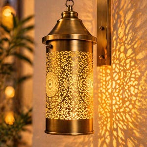 Moroccan Brass Wall Sconce, Handmade Boho Wall Light, Warm Ambient Lamp, Arabic Decor Lighting