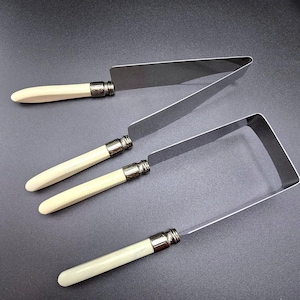 Kake-Kut'r Stainless Steel Cake Slicer Server Set Ivory Handle Vintage Style 2pc