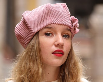 Pink corduroy beret hat with detachable brooch. Dusky pink fabric hat. French beret handmade in France. Trendy hat.