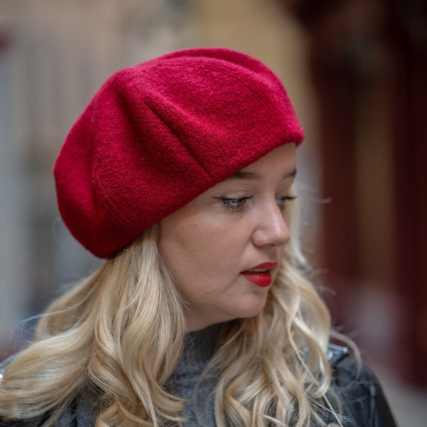 Raspberry red beret for women. A cute beanie hat, handmade in France