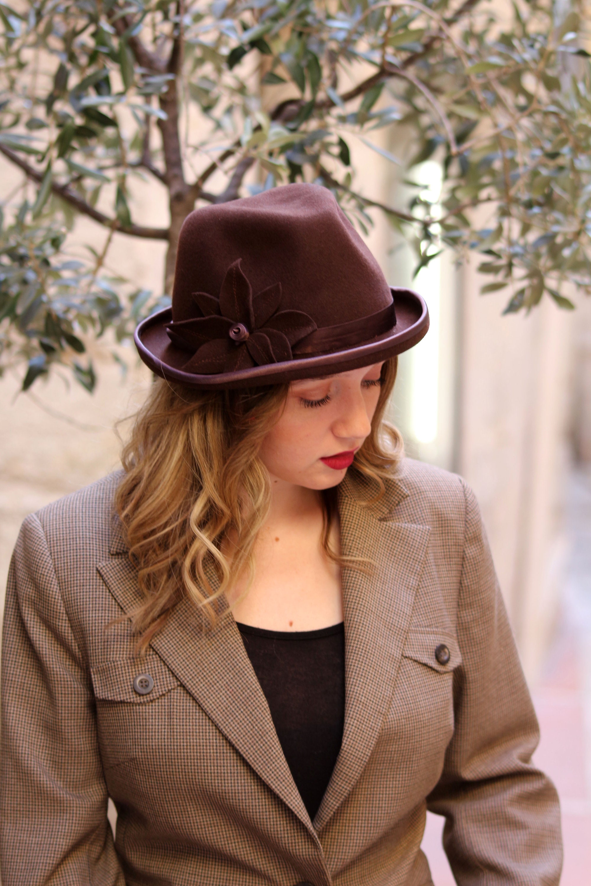 Brown Wool Felt Trilby Hat With Handmade Flower - Etsy display picture 2