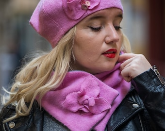 Pink hat and scarf set. Trendy pink beret hat with matching scarf. Handmade in France.