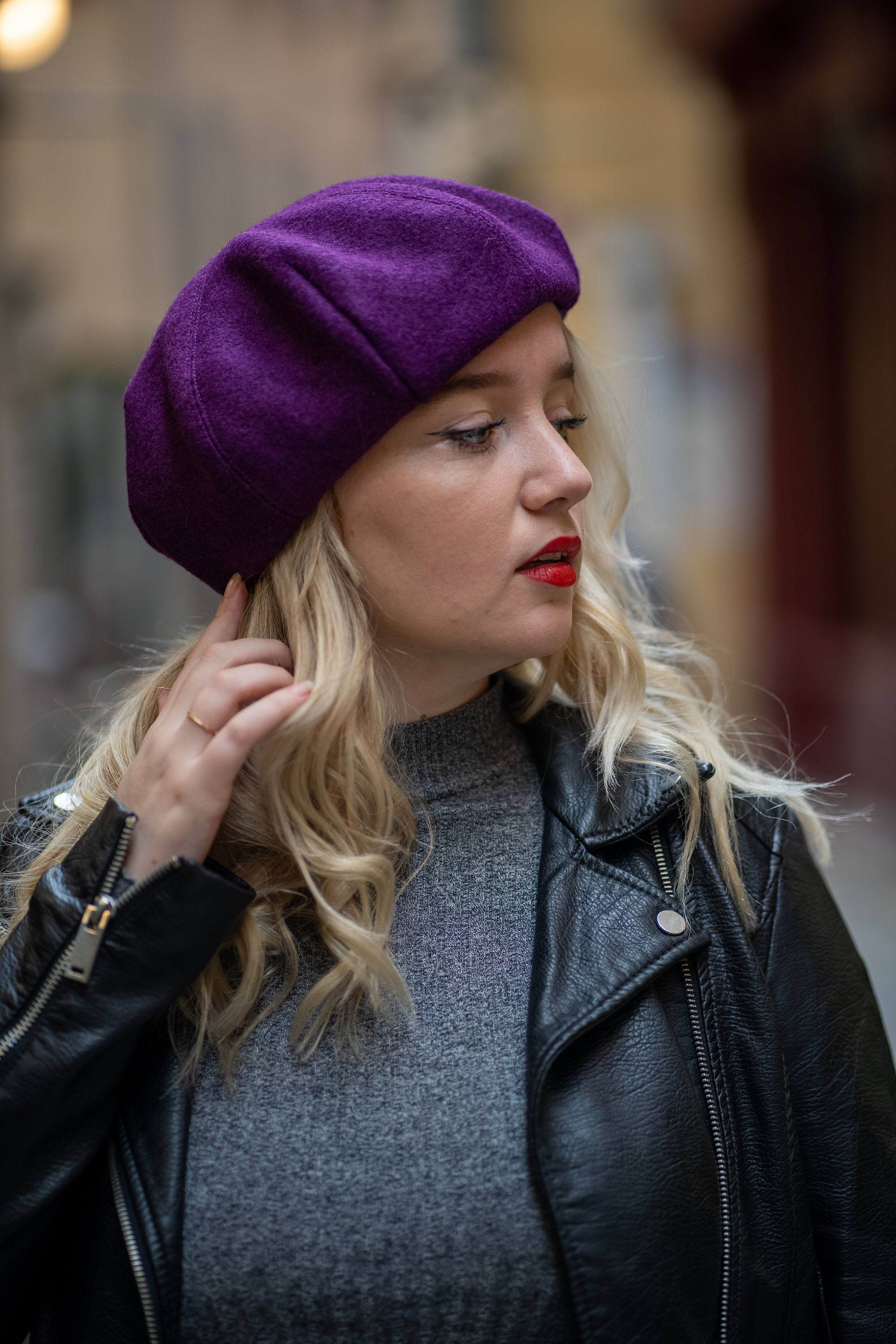 Vintage Hat Purple Suede Leather Beret Satin Lined 9\