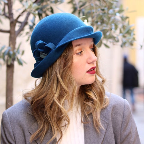 Petrol Blue Wool Felt Cloche Hat - Handmade in France - Etsy display picture 1