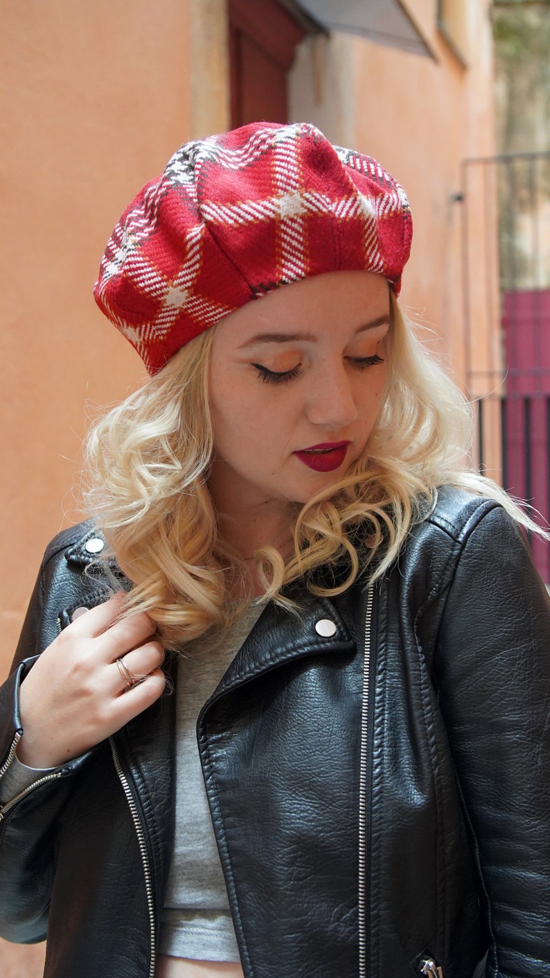 Women's warm winter tartan beret, modern red and white handmade beret hat, beautiful gift for her image 1