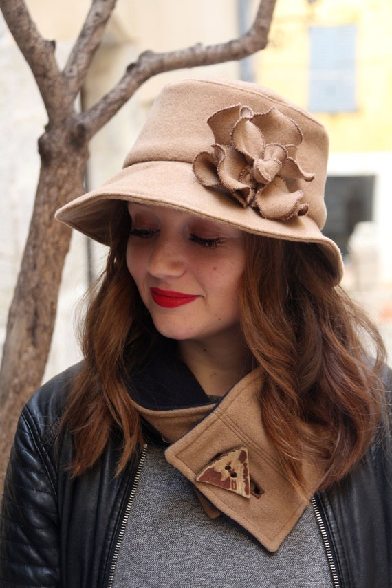 Beige bucket cheap hat womens
