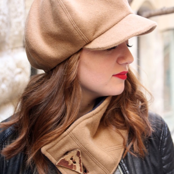 Ensemble bonnet et écharpe tendance, Ensemble gavroche et écharpe en laine beige, Bonnet ample avec écharpe, Ensemble bonnet d'hiver, Bonnet et capuche, Écharpe courte et bonnet