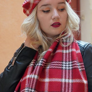 Women's warm winter tartan beret, modern red and white handmade beret hat, beautiful gift for her image 6