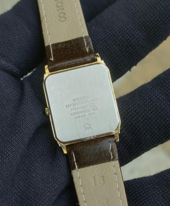 Vintage Seiko Dolce 7731-5230 Quartz Dress Watch | Textured Gold