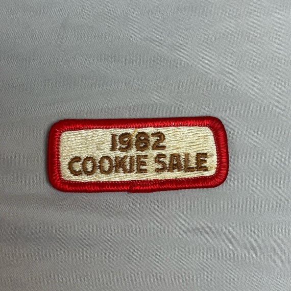 Vintage Girl Scouts Cookie Sale 1982 Patch