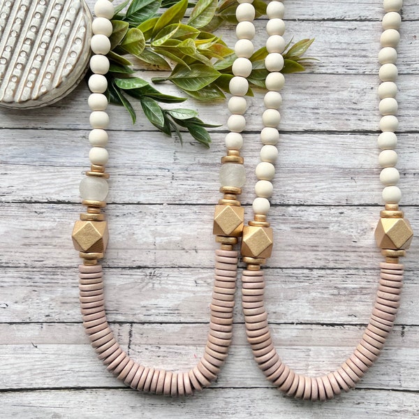 Tan Neutral Necklace. Beaded neutral statement necklace. Wood Chunky Bead Necklace. Tan Lightweight statement necklace. Recycled glass bead.