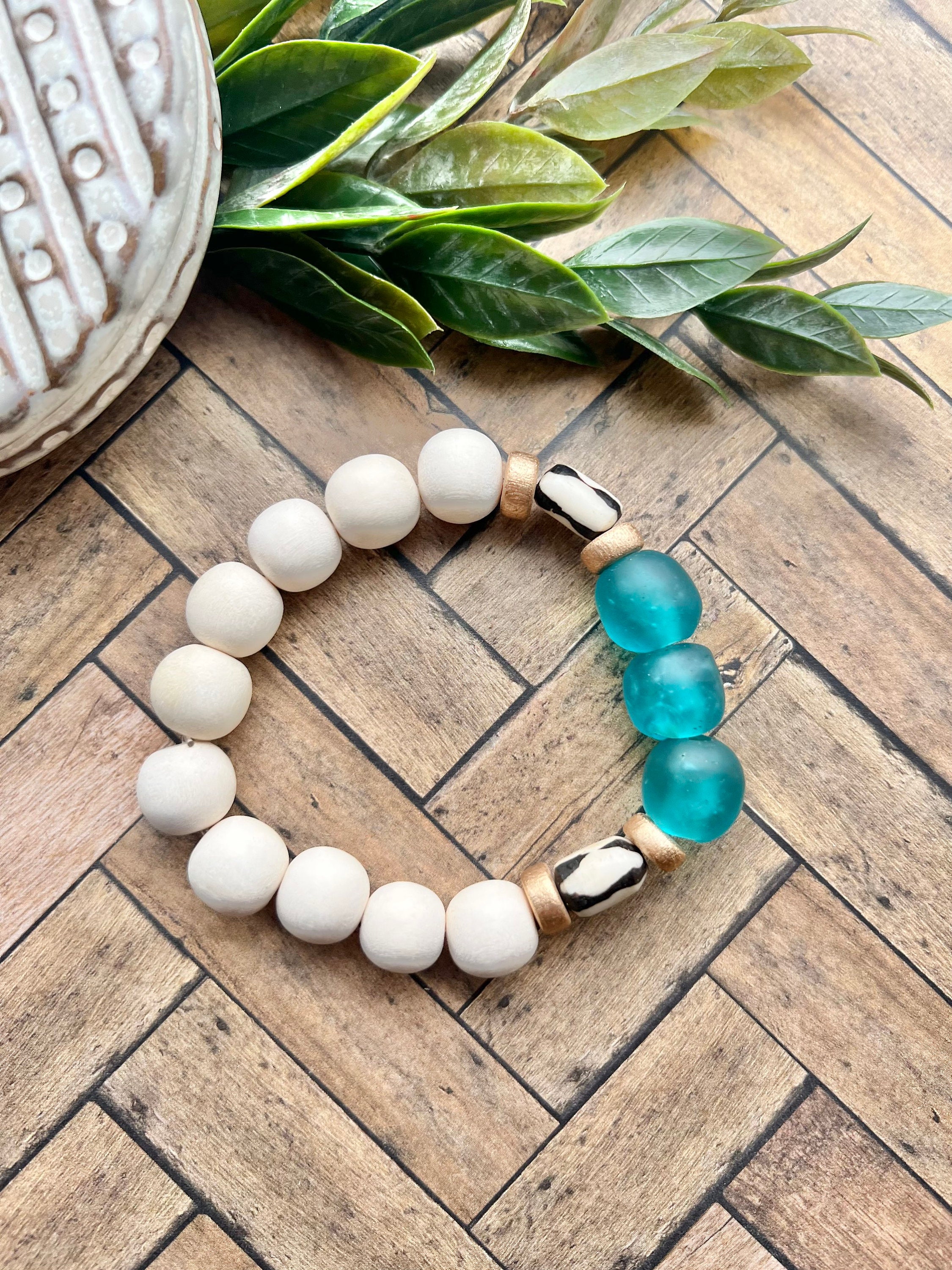Sea glass bead best sale bracelet