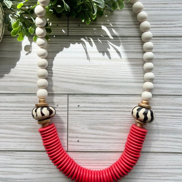 Red orange statement Necklace, watermelon red necklace, summer red beaded necklace, handmade necklace, gift for her, for wife, for friend.