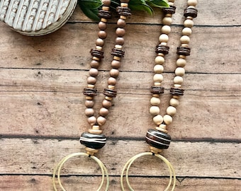 Brown beaded necklace, beaded necklace with pendant, Circle pendant necklace, tan beige wood necklace, brown wood bead necklace.