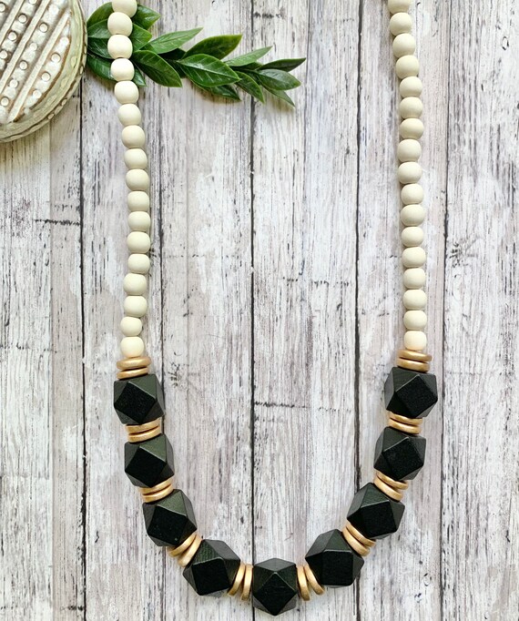 Chunky Wood Bead Long Necklace. Black 