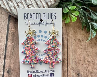 Christmas tree earrings, Pastel Christmas earrings, Christmas tree drop earrings, pink glitter Christmas tree earrings, Teacher earrings.