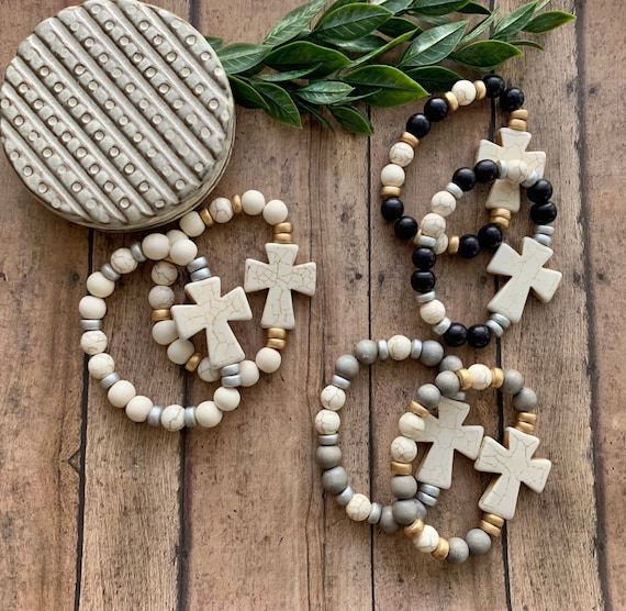 Stretch clearance cross bracelet