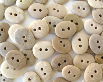 Small Single Beach Stone Buttons, Knitting Craft Buttons, Drilled River Rock Supplies, Pebble Sewing Buttons, CREME BEIGE BUTTONS, 20-22 mm