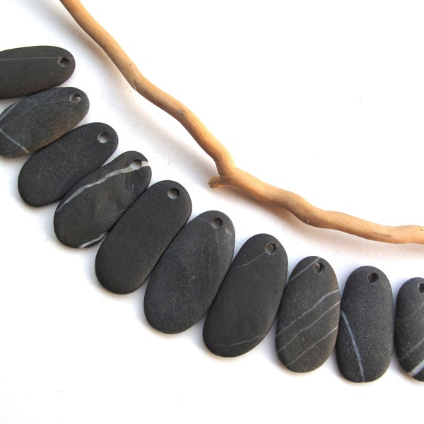 Drilled Teardrop Black Beach Rocks for Jewellery Making, Eco River Stone Beads, BLACK PEBBLE STICKS, 26-34 mm