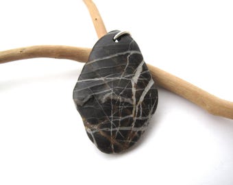 Drilled Quartz Striped Large Black Beach Rock Pendant, Eco Jewelry Making Pebbles, STRIPED BLACK Stone PENDANT, 30x45 mm