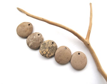 Drilled Beach Rocks Pendants, Beach Stone to Hang, Pebble Jewelry Necklace Making, MARKED BEIGE PENDANTS, 27-28 mm