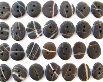 SINGLE Quartz Striped Beach Stone Buttons, Knitting Sewing Rock Buttons, Pebble Craft Buttons, Dark ZEBRA BUTTONS, 20-26 mm