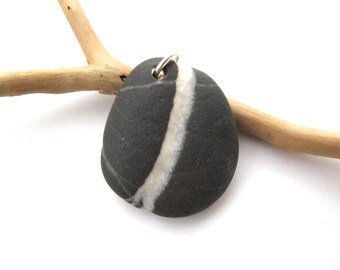 Quartz Striped Large Dark Black Beach Rock Pendant to Hang, Eco Boho Jewelry Making Pebbles, Gift STRIPED BLACK Stone PENDANT, 30x33 mm
