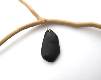 Drilled Black Beach Rock Pendant, Pebble Eco Jewelry Making, Natural Rock, Beach Stone, Pitch BLACK ROCK PENDANT, 23x40 mm