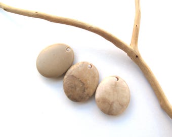 Top Drilled Beige Beach Rock Pendants, Flat Beach Stone Pendants, Natural Stones, Eco Jewelry Making Rocks, SMOOTH PENDANTS, 24-27 mm